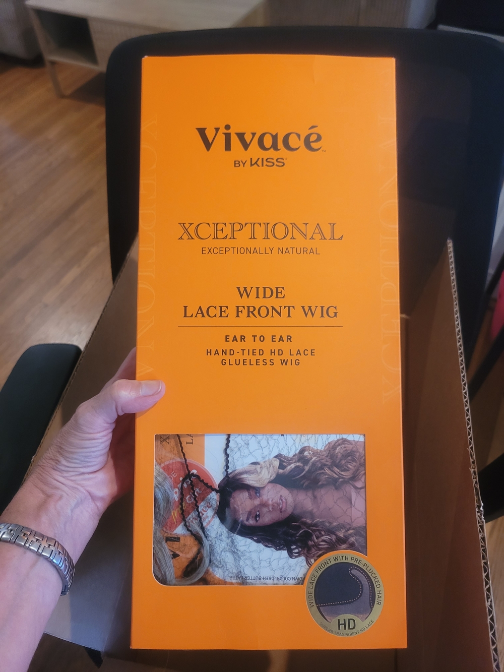 Brand New, Kiss Vivacé Lux Pre-Styled Lace Front Wig in Cream Latte